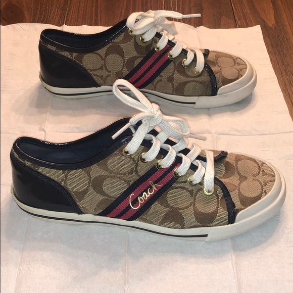 Shoes - Picture 3 of 5